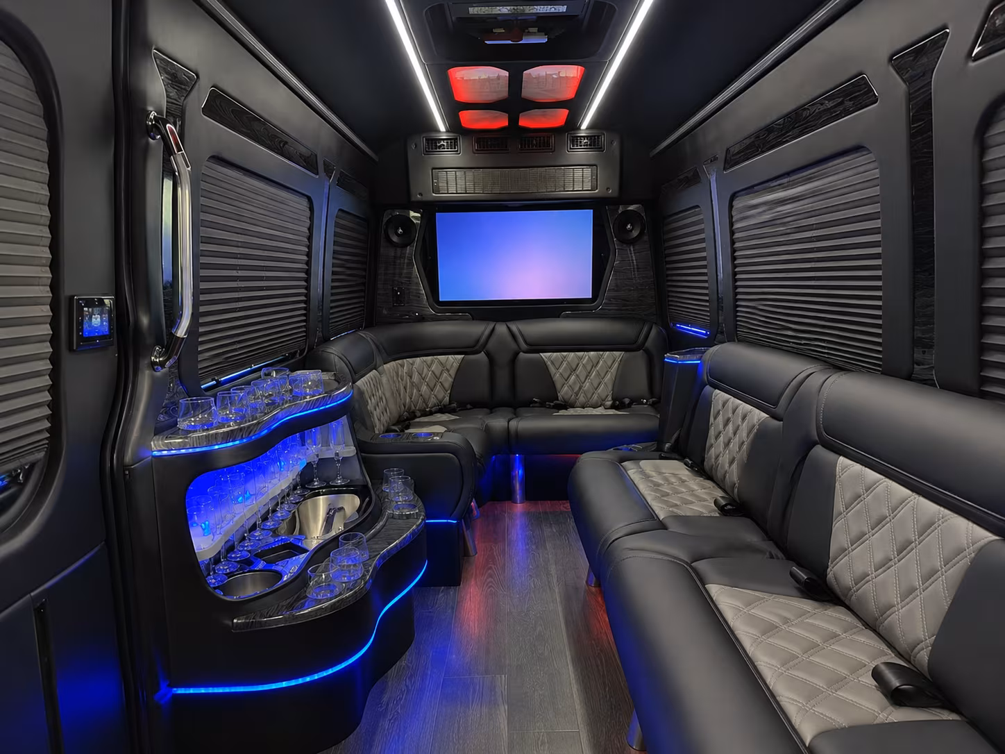 Cincinnati Airport Shuttle & Transportation party bus exterior