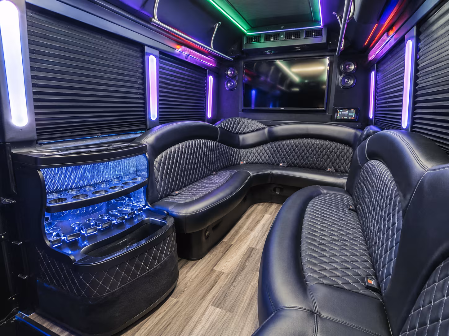 Cincinnati Birthday, Sweet 16, & Quinceañera Transportation onboard seating