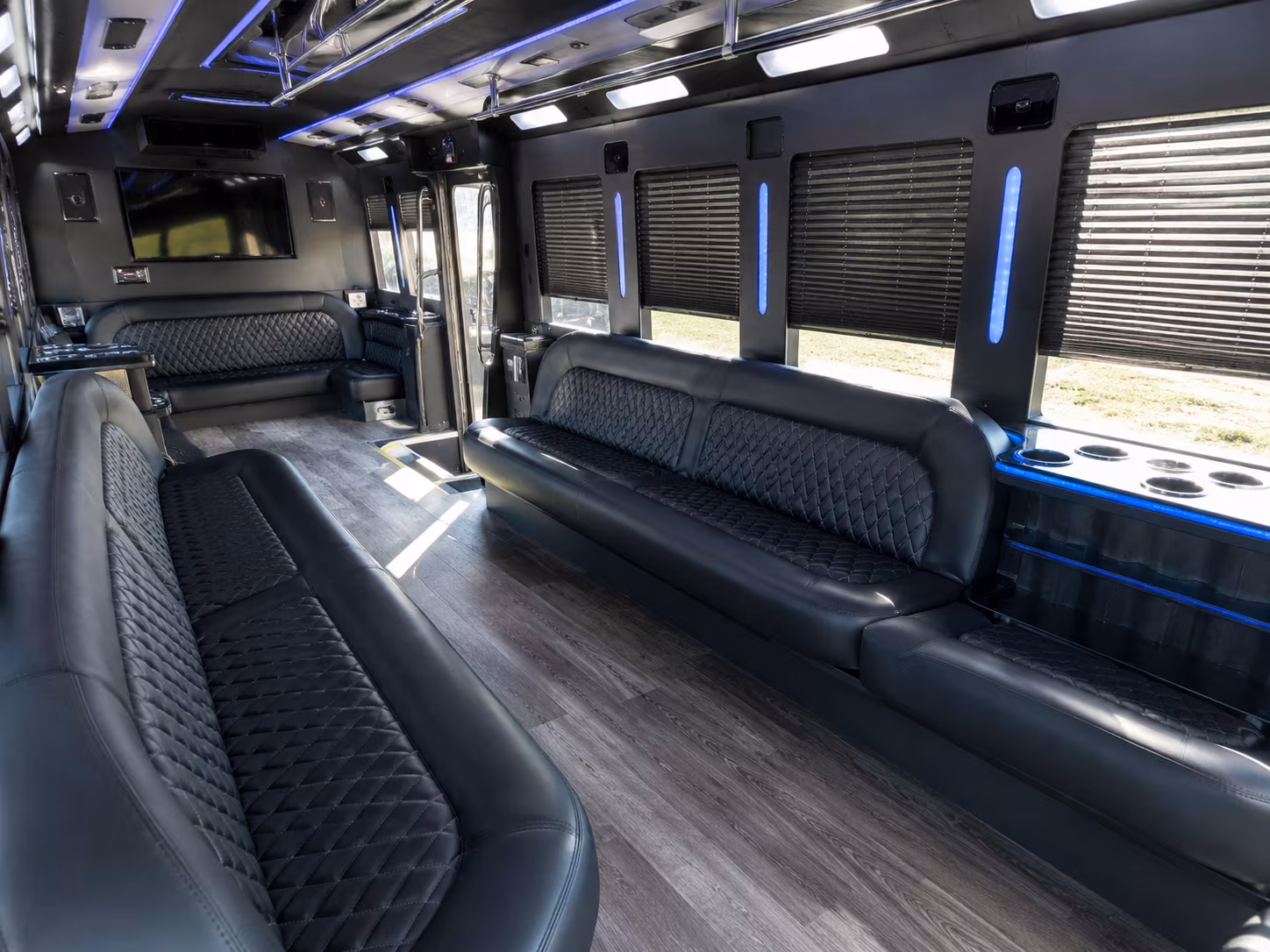 Cincinnati Wedding Transportation party bus exterior