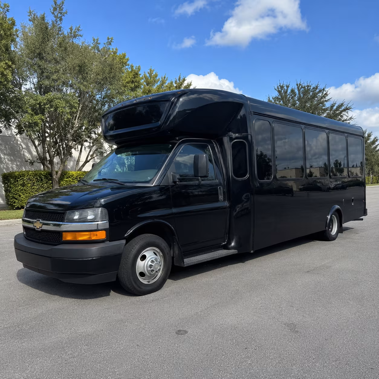 Cincinnati Winery Tour & Pub Crawl Transportation group transportation