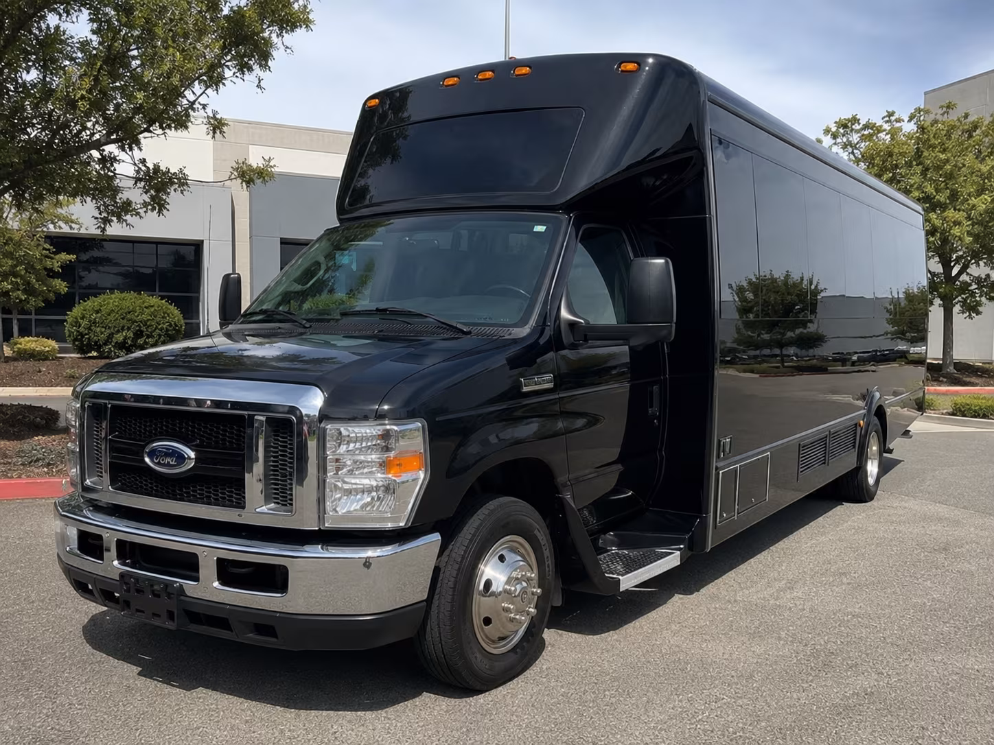 Cincinnati Winery Tour & Pub Crawl Transportation pickup coordination