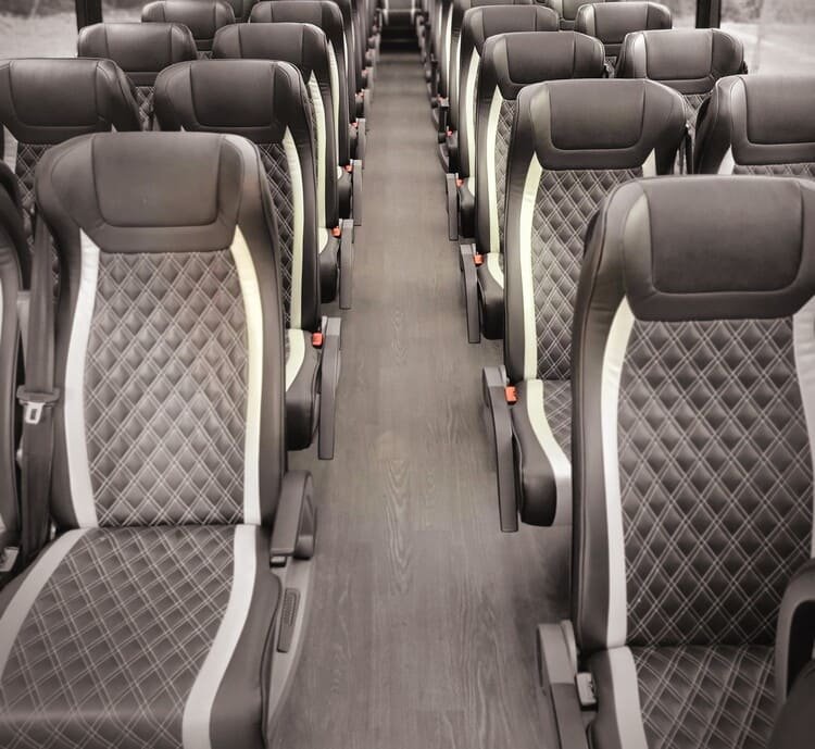 charter bus rental Parma Ohio